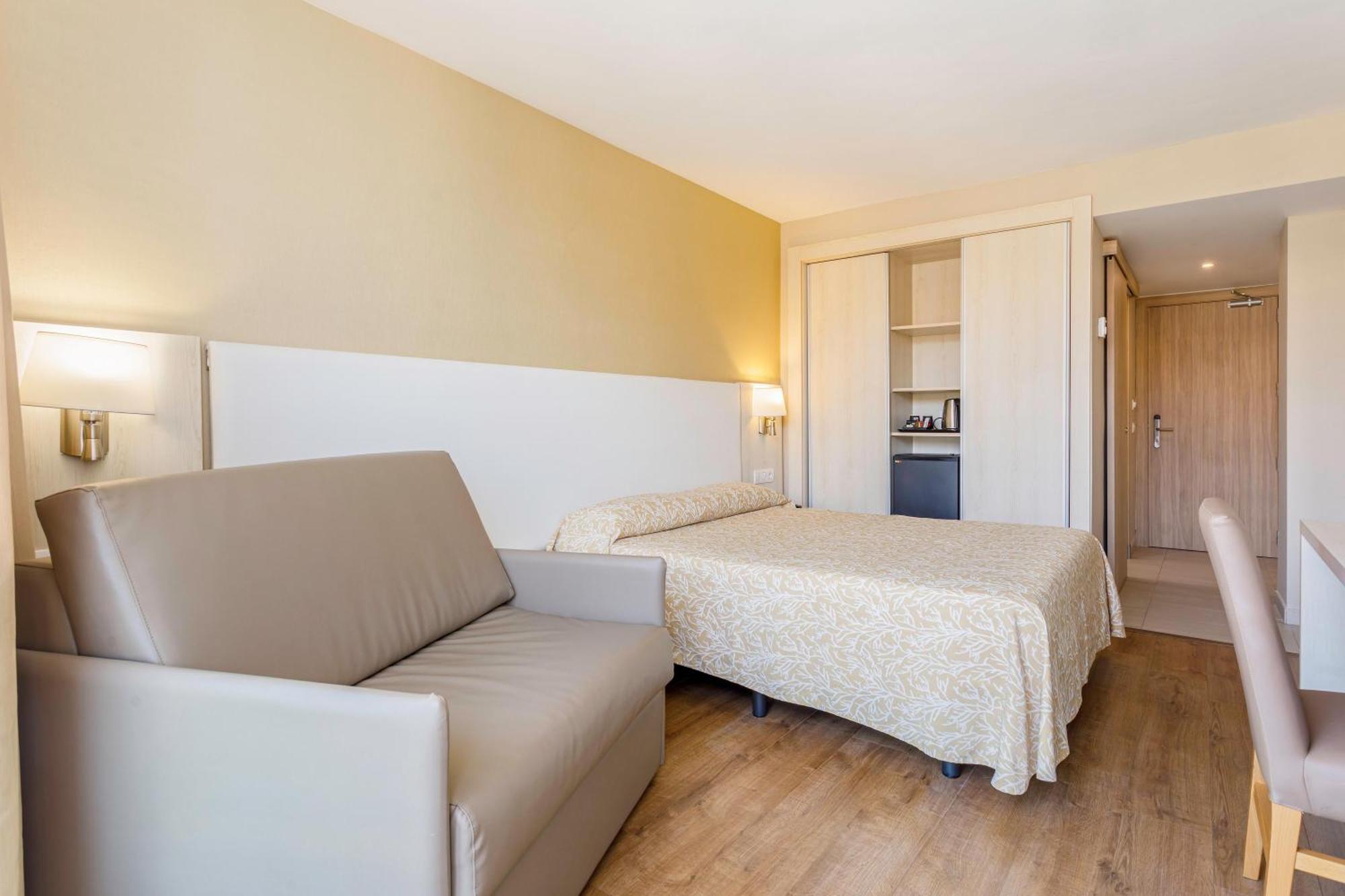 Hotel Best Maritim كامبريلس المظهر الخارجي الصورة
